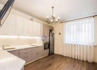 Продается 3-комнатная квартира, 81.7 м2, Тюмень, улица Мельникайте, 142А, Калининский округ