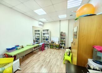 Сдаю в аренду помещение свободного назначения, 17.6 м2, Краснодар, улица Тюляева, 4/1, микрорайон Комсомольский