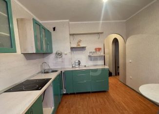 Продам комнату, 28 м2, Усинск, улица 60 лет Октября, 10