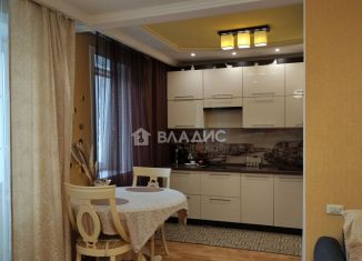 Продается 4-ком. квартира, 81 м2, Бийск, переулок Николая Гастелло, 20