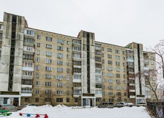 Трехкомнатная квартира на продажу, 61.3 м2, Екатеринбург, проспект Орджоникидзе, 16