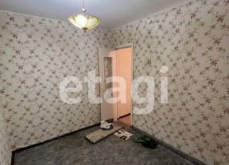 Продам 2-комнатную квартиру, 43 м2, Красноярск, улица 60 лет Октября, 60, Свердловский район