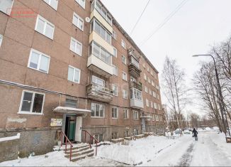 Продажа 2-ком. квартиры, 45.4 м2, Петрозаводск, улица Лизы Чайкиной, 8