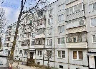 Сдам в аренду 2-комнатную квартиру, 48 м2, Наро-Фоминск, улица Шибанкова, 52