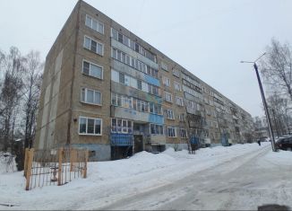 Продажа 2-комнатной квартиры, 53.1 м2, Киров, улица Воровского, 145