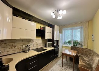 Продается 2-комнатная квартира, 55 м2, Томск, Комсомольский проспект, 12