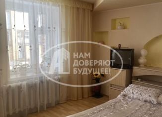 Продажа 2-комнатной квартиры, 50.9 м2, Глазов, улица Калинина, 8А