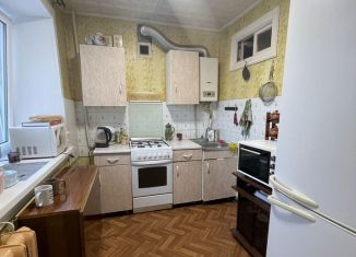 Продам трехкомнатную квартиру, 60.2 м2, Великий Устюг, улица Кузнецова, 16