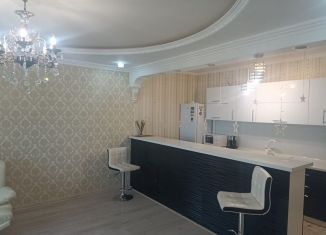 Сдам в аренду 2-ком. квартиру, 70 м2, Сочи, Виноградная улица, 4, ЖК Виктория