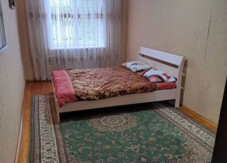 3-комнатная квартира в аренду, 100 м2, Дагестан, улица Абдулхакима Исмаилова, 38В