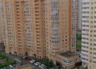 Продам двухкомнатную квартиру, 65.5 м2, Екатеринбург, метро Геологическая, улица Циолковского, 57