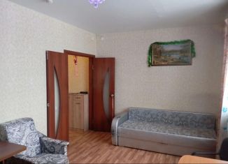 Продажа 2-ком. квартиры, 48 м2, Уяр, улица Уланова, 19А