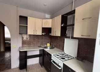 Продажа 2-ком. квартиры, 52 м2, Миасс, проспект Октября, 29