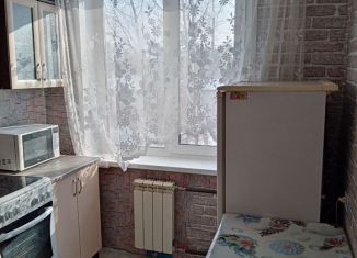 Сдам в аренду 5-ком. квартиру, 44 м2, Абакан, улица Крылова, 65