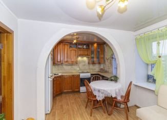 Продажа трехкомнатной квартиры, 60 м2, Тюмень, улица Московский Тракт, 139, Калининский округ