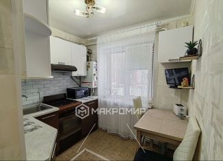 Продаю 2-ком. квартиру, 46.2 м2, село Пестрецы, улица Мишанина, 11