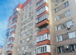 Продаю 3-комнатную квартиру, 80 м2, Челябинск, Российская улица, 266