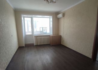 Продам 3-комнатную квартиру, 60 м2, Ростовская область, улица Чехова, 303-1