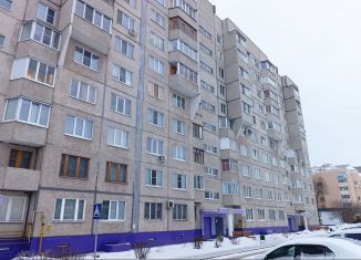 Продается 4-ком. квартира, 86 м2, Чувашия, Гражданская улица