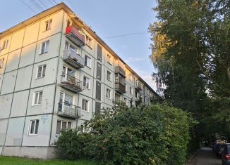 Продается 2-комнатная квартира, 45.3 м2, Санкт-Петербург, Новочеркасский проспект, 36к2, метро Новочеркасская