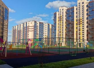 Продам 2-ком. квартиру, 55 м2, Омск, 6-й Амурский проезд, 16