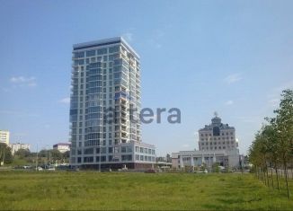 Продается 4-ком. квартира, 300 м2, Казань, Петербургская улица, 65А