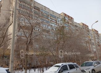 Продам трехкомнатную квартиру, 66.7 м2, Волгоград, улица Тулака, 2, Советский район