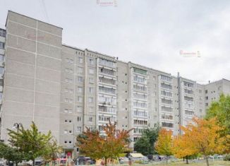 Продажа 3-ком. квартиры, 63 м2, Екатеринбург, Родонитовая улица, 23, метро Чкаловская