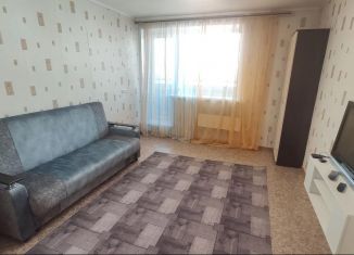 Трехкомнатная квартира в аренду, 62 м2, Новосибирск, улица Гоголя, 237