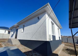 Продаю дом, 84 м2, село Урожайное, Таврическая улица