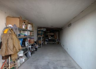 Продам гараж, 27 м2, Алупка, Западная улица, 9