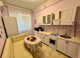 Продажа 2-ком. квартиры, 52 м2, Анапа, Рождественская улица, 54, ЖК Рождественский