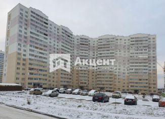 Продаю 2-комнатную квартиру, 65 м2, Иваново, микрорайон Рождественский, 8