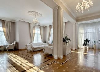 Продается дом, 464.6 м2, посёлок Вёшки, Вёшинская улица, 7В