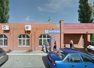 Продам торговую площадь, 110.7 м2, Бобров, улица Гагарина, 420