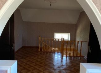 Сдается в аренду дом, 140 м2, Дагестан, улица Батманова