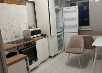 Сдам в аренду 3-ком. квартиру, 80 м2, Бурятия, 110-й микрорайон, 5