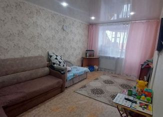 Продам двухкомнатную квартиру, 43.2 м2, Чистополь, улица Вахитова, 94А