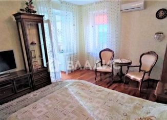 Сдам в аренду 1-ком. квартиру, 40 м2, Владимир, Михайловская улица, 59А