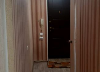 Сдача в аренду 1-ком. квартиры, 32 м2, Белогорск, улица Кирова, 247/2