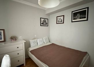 Сдается в аренду 1-ком. квартира, 44 м2, Иркутск, улица Баумана, 233/3