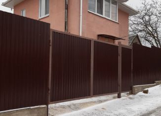 Сдается в аренду дом, 80 м2, поселок Айкаван, Персиковая улица