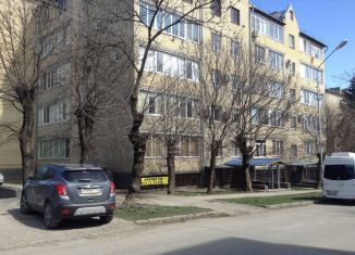 Продаю помещение свободного назначения, 110 м2, Ессентуки, улица Урицкого, 16