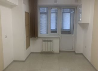 Аренда помещения свободного назначения, 12 м2, Кропоткин, 1-й микрорайон, 22