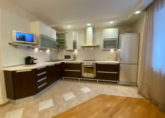 Сдаю в аренду 2-комнатную квартиру, 56 м2, Тосно, проспект Ленина, 44