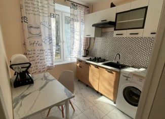 Сдаю 2-ком. квартиру, 44 м2, Москва, улица Верземнека, 2, метро Марьина Роща