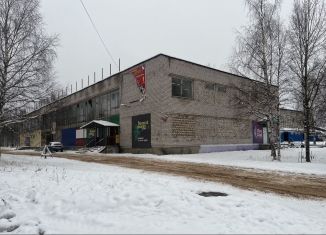 Продаю торговую площадь, 90 м2, Коми, улица Дружбы, 13