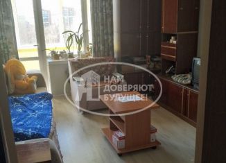 Продается 2-комнатная квартира, 47.2 м2, Глазов, улица Толстого, 40