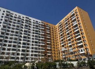 Сдаю 4-комнатную квартиру, 100 м2, Новороссийск, улица Григорьева, 12