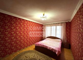 Продаю 4-комнатную квартиру, 73 м2, Дербент, улица М. Далгата, 1Б